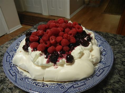 PAVLOVA DESSERT