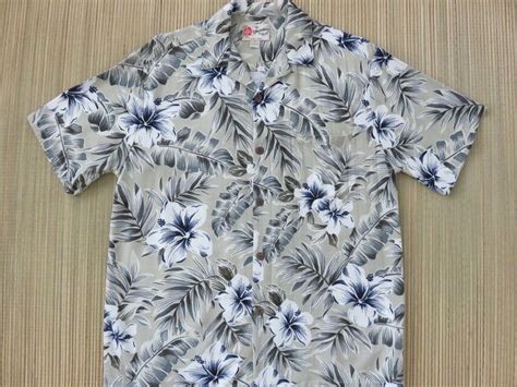 Hawaiian Shirt Hilo Hattie Tropical Floral Print Aloha Shirt Mod Hibiscus Flower Beach Comber