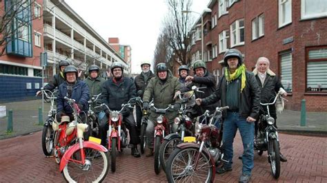 Tweetakt Bromfietsen Verboden In Heel Den Haag Milieuzone Per 01 12