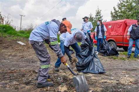 Retiran Voluntarios Caem M S De Toneladas De Basura De Entornos