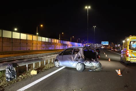 Drie Auto S Botsen Tegen Elkaar Op A