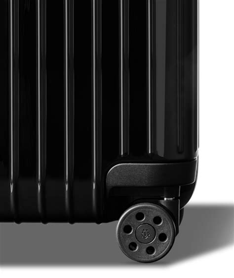 Essential Lite Cabin U Small Carry On Suitcase Gloss Black Rimowa