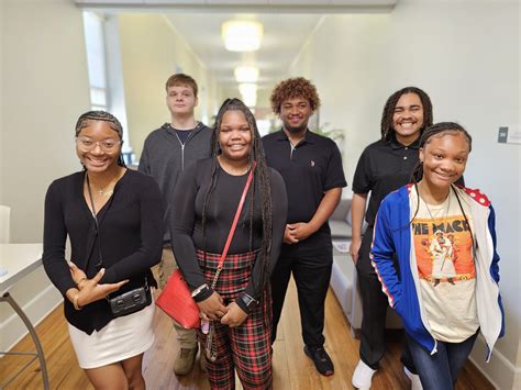 Applications Now Open for 2025 Summer Youth Employment Program - Local Pulse News