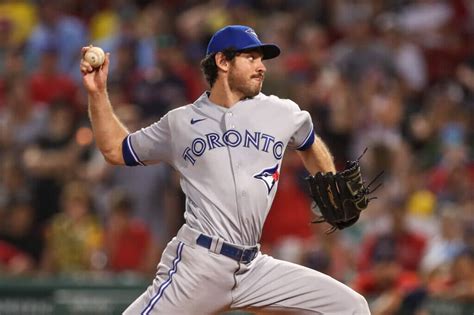 Jordan Romano, Blue Jays bullpen come up clutch in extra-inning win over Red Sox - The Athletic