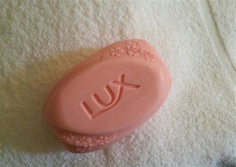 Lux™ Soft Touch Beauty Bar Review Beauty Bulletin Bath Soaps