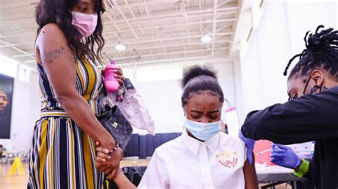 What does endemic mean for COVID? | Mashable