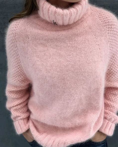 Finegina Cozy Plain High Neck Sweater