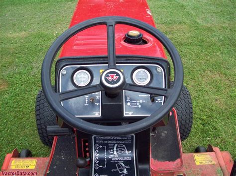 Massey Ferguson 1655 Tractor Photos Information