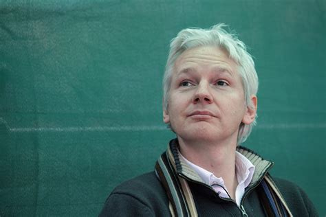 Julian Assange Wallpapers Images Photos Pictures Backgrounds