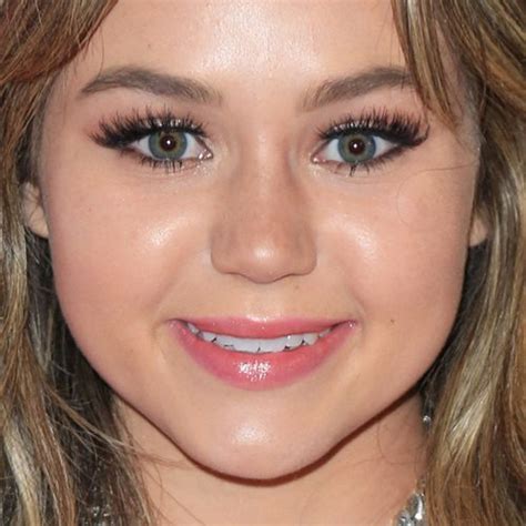 Brec Bassinger Makeup Black Eyeshadow Silver Eyeshadow And Pink Lip Gloss Steal Her Style