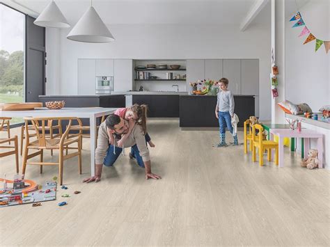 Laminaat Quick Step Majestic Vallei Eik Lichtbeige Mm Dik Merk