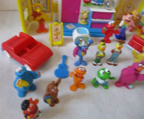 Sesame Street Elmos World Playset & Figures XMAS Toy Lot | #4625626871