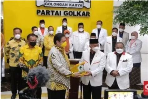 Golkar Meyakinkan Pks Bergabung Kib Ini Partai Putih Hitam Yang