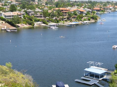 Canyon Lake Boat Rentals California