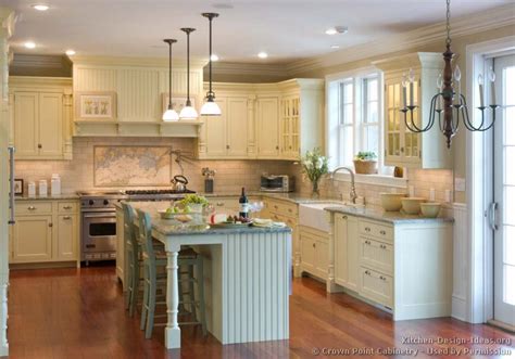 Pictures of Kitchens - Traditional - Off-White Antique Kitchens ...