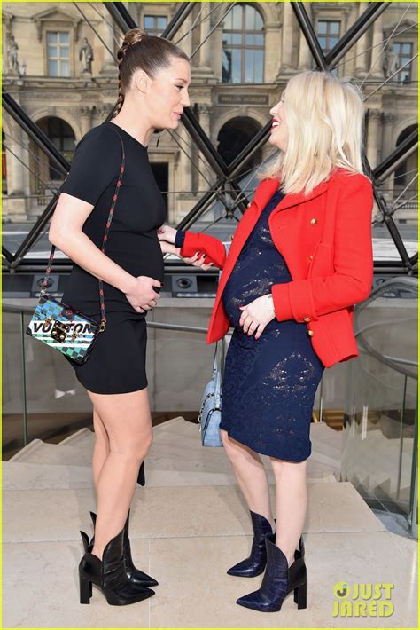 Adele Exarchopoulos Is Pregnant, Debuts Baby Bump During Fashion Week ...