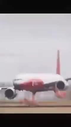 Como Funcionan Realmente Los Aviones Meme Subido Por El Vergudo