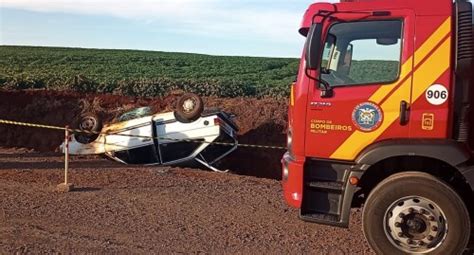 Goionews Grave Carro Capota Entre Goioer E Quarto Centen Rio Cinco