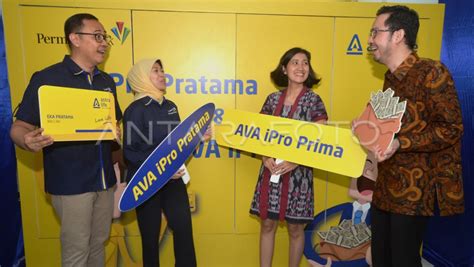 Peluncuran Produk Asuransi Antara Foto