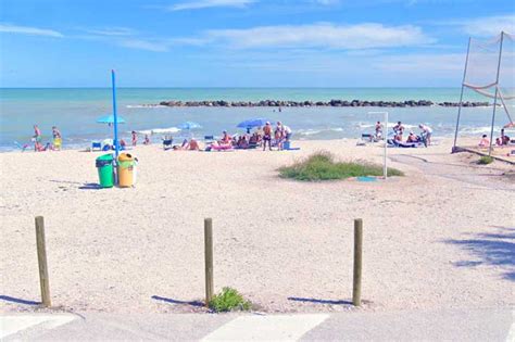 Spiaggia Di Marina Di Montemarciano Itbeach