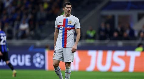 Robert Lewandowski Nie Zagra Na Camp Nou W Przysz Ym Sezonie Fc