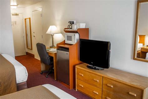 Quality Inn & Suites Longview, WA - See Discounts