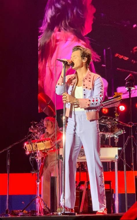 Love On Tour Harry Styles Capri Pants Pantsuit Suits Music Men