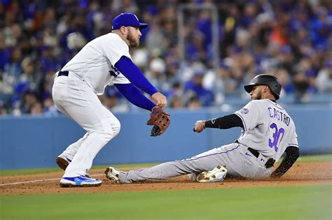 Dodgers Injury Update Max Muncy Hurting LA On Defense Dustin May