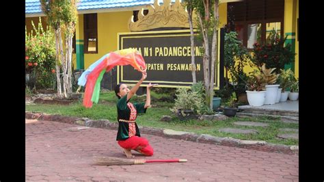 TARI KREASI Sindyka Arindi SMAN 1 Padang Cermin Kabupaten Pesawaran