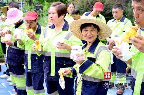 “爱心茶摊”线下活动已送出11万余瓶“爱心水”掌上福州