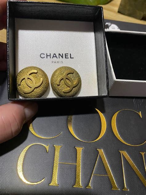 Original Chanel Cc Yellow Gold Plated Clip On Fashion Earrings