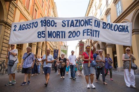 Lanalisi Romanzo Di Una Strage Indecifrabile Ora Lo Stato Deve