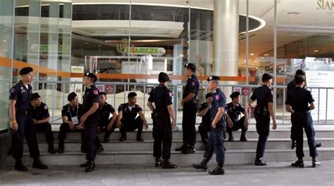 Tres Muertos En Un Tiroteo En Lujoso Centro Comercial De Bangkok