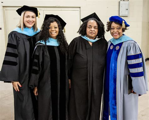 Harrisburg High School 2019 Graduation Photos