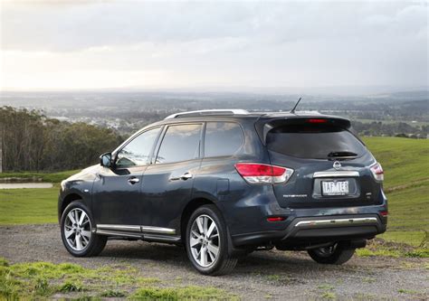 Nissan Pathfinder Range Reviews Overview GoAuto