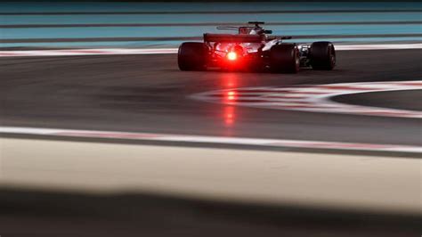 Abu Dhabi GP Hamilton Tops With Record Lap Time Sportstar