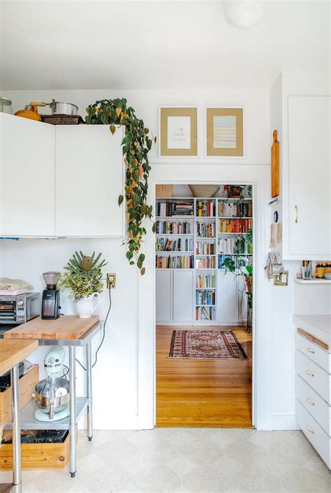 Photo 6 of 11 in Kitchens We Love: Bestselling Cookbook Author and ...