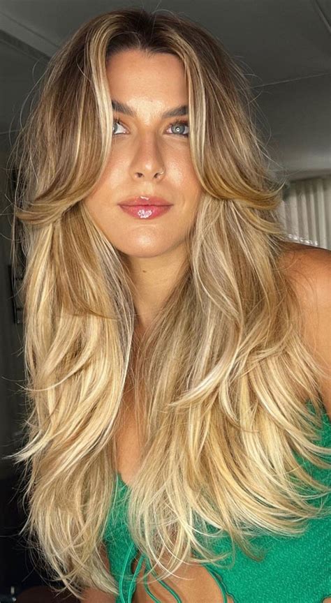 Cute Summer Hair Colours Peach Blonde With Layered Bangs