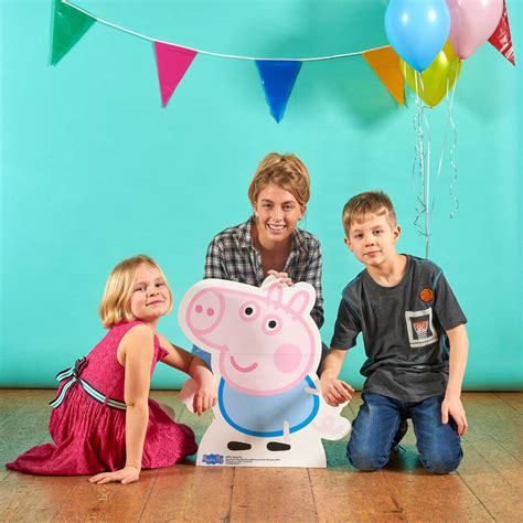 Candy Cat Official Peppa Pig Party Mask At