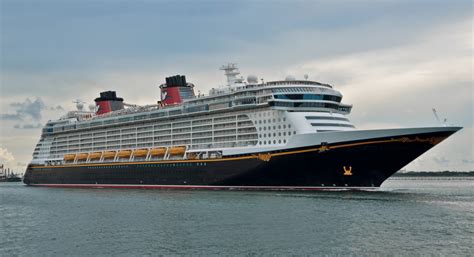 Disney Fantasy Adds Longer Cruises From Port Canaveral 2017