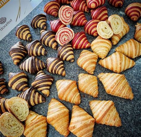 10 Kreasi Bicolor Croissant Croissant Cantik Dengan Dua Warna