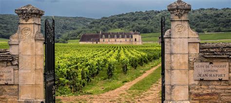 Réservez Votre Visite Pour Le Château Du Clos De Vougeot