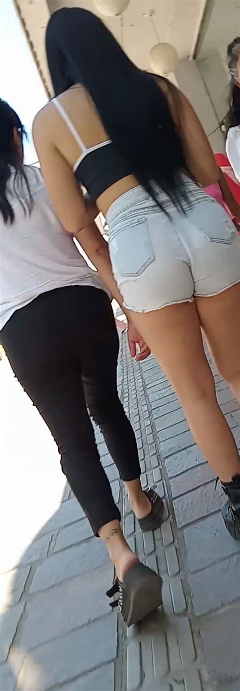 Hot Babe In Jean Shorts With Nice Ass And Hot Legs Tight Jeans Forum