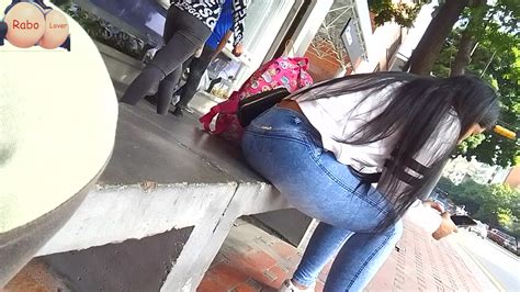 473 Cute Big Booty Latina In Pocketless At A Bus Stop OC Tight Jeans Forum