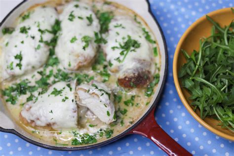 Receita de Peitos de Frango Panados Mozzarella e Béchamel Clara