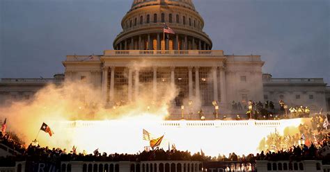 The Photo That Helped Define The Jan 6 Attack On The Us Capitol