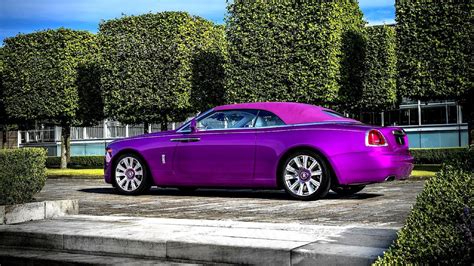 Pink Rolls Royce - Pink Choices