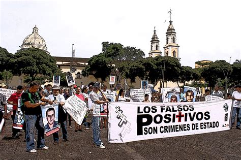 Marcha Contra Los Falsos Positivos