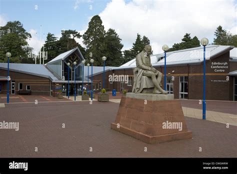 Heriot Watt University Centre Hi Res Stock Photography And Images Alamy