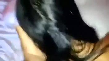 Dejó sus bragas a lado y se comió la nueva XVIDEOS